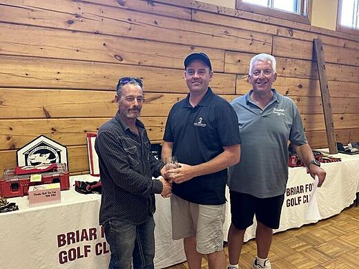 Mens Closest to the Pin Sponsored by BJ McLeod Quinte Paint and Wallpaper